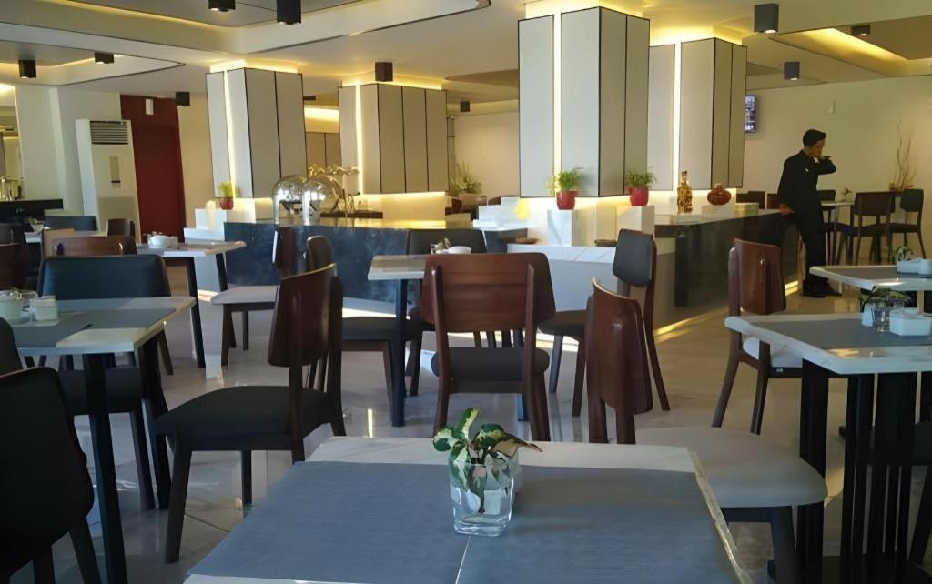 Hotel Pangeran 3*